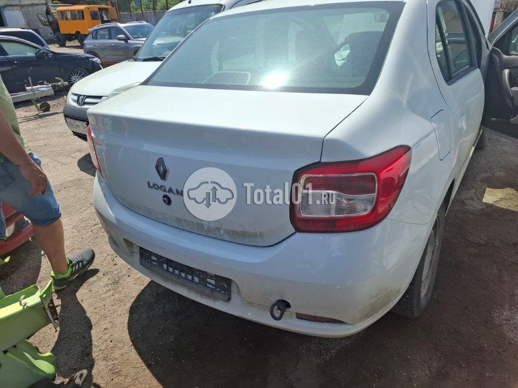 Фото Renault Logan 16