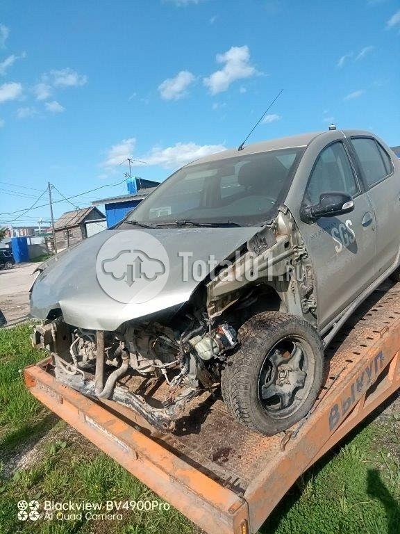 Фото Renault Logan 2