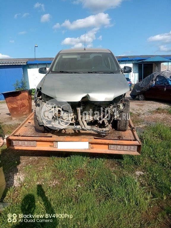 Фото Renault Logan 4