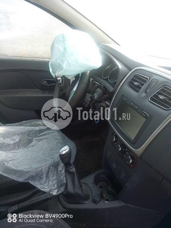 Фото Renault Logan 22
