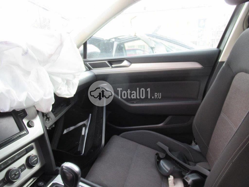Фото Volkswagen Passat 52