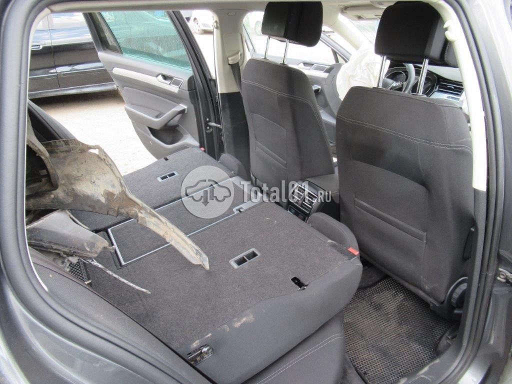 Фото Volkswagen Passat 70
