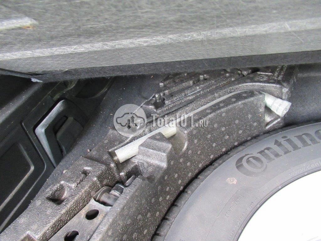 Фото Volkswagen Passat 92