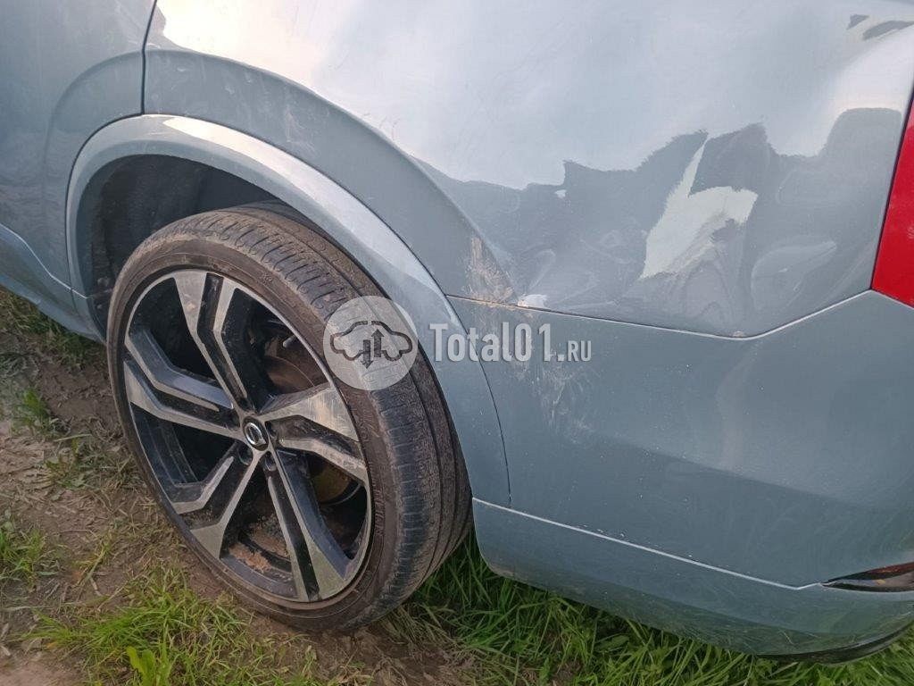 Фото Volvo XC90 122