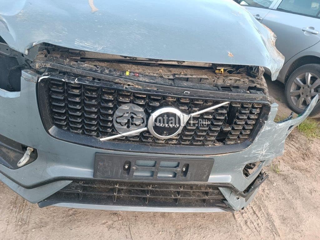 Фото Volvo XC90 170