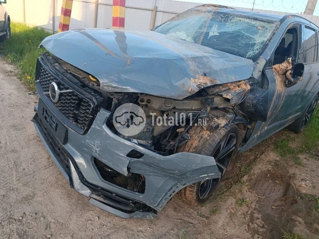 Фото Volvo XC90 172