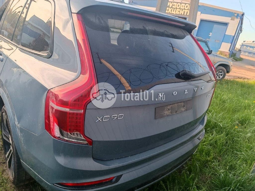 Фото Volvo XC90 188
