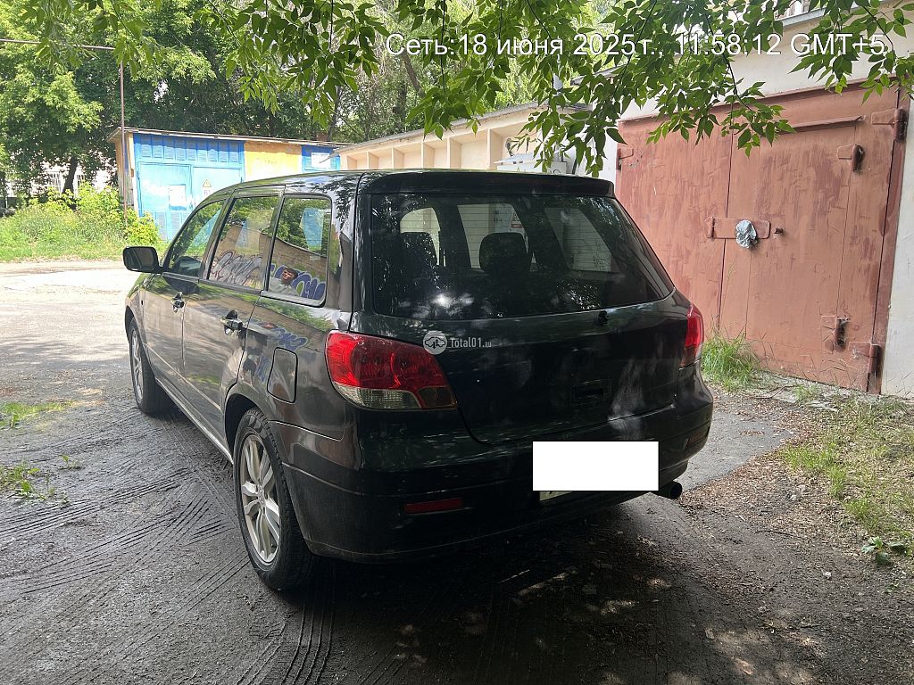 Фото Mitsubishi Airtrek 6