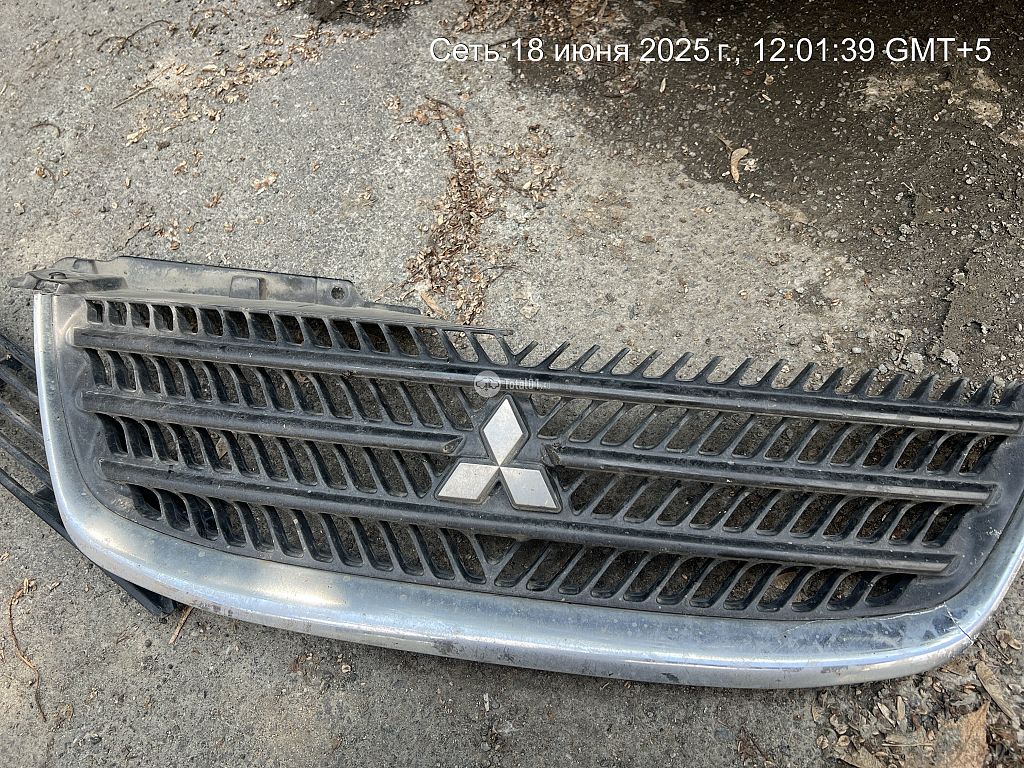 Фото Mitsubishi Airtrek 110