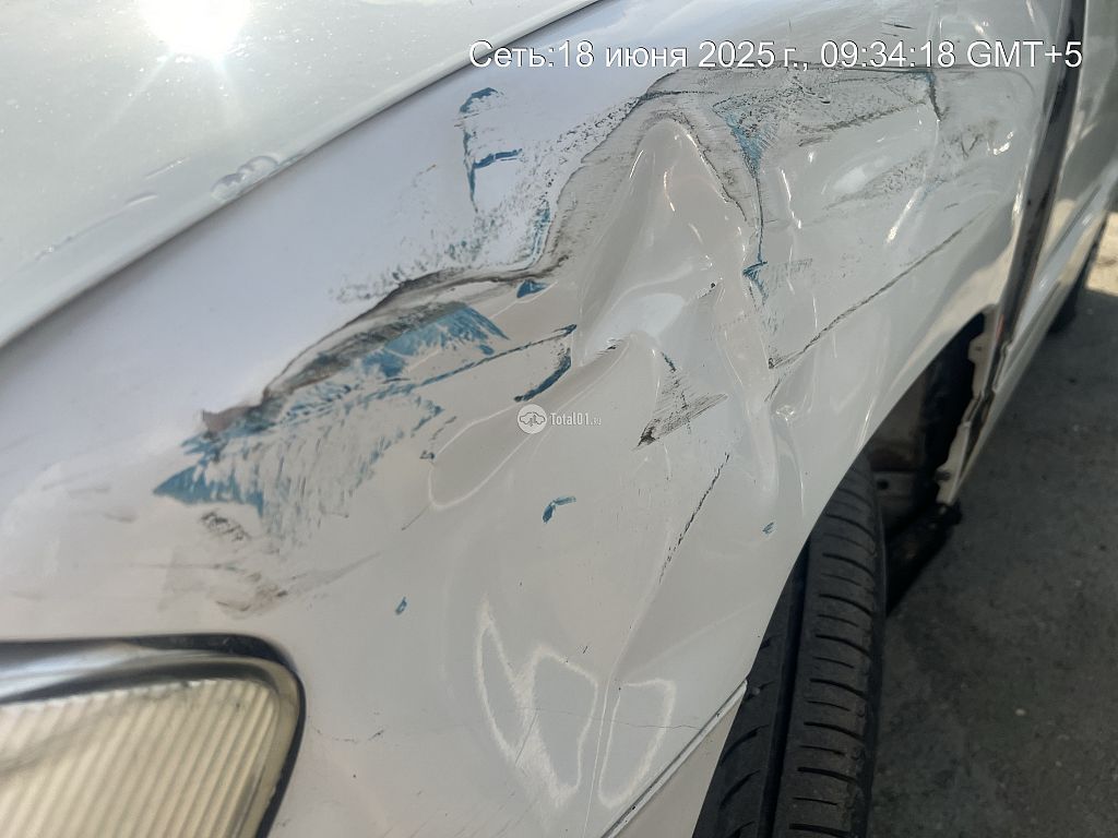 Фото Mitsubishi RVR 40