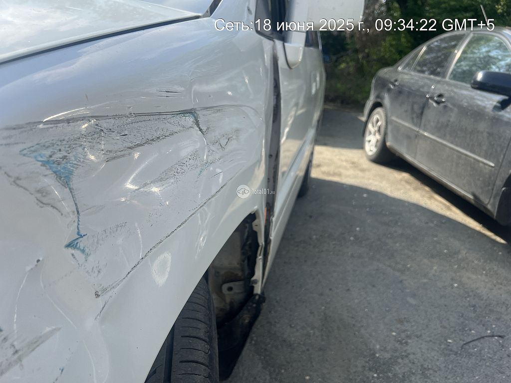 Фото Mitsubishi RVR 50