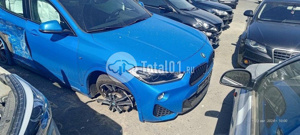 Фото BMW X2 618