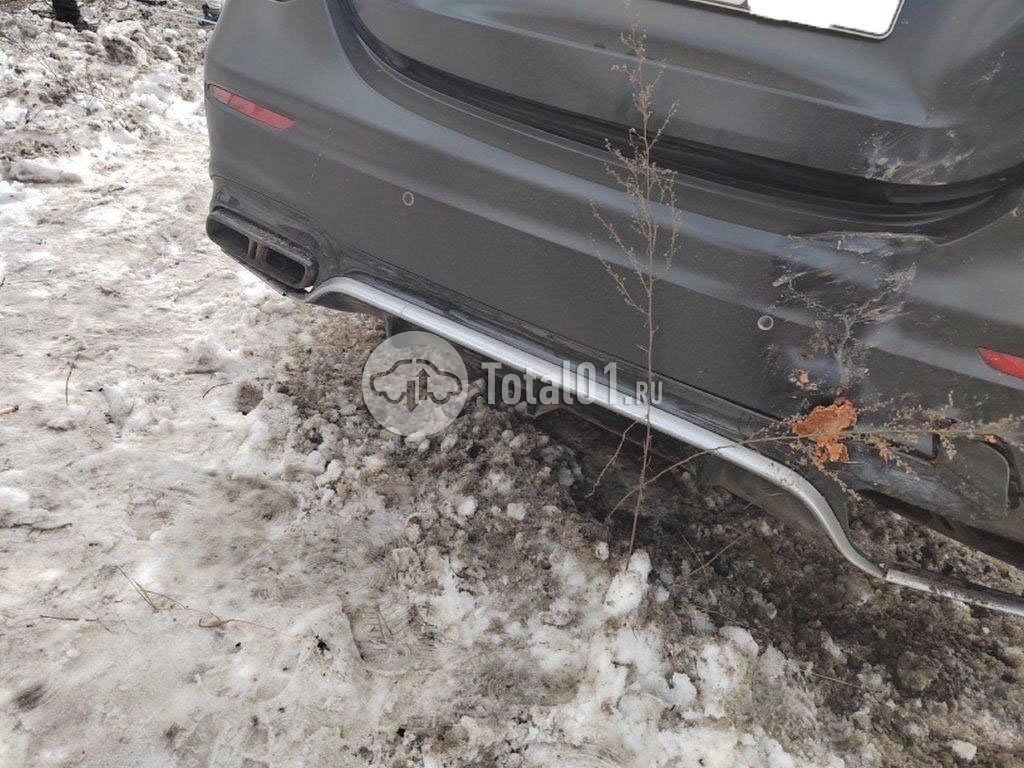 Фото Mercedes-Benz E-класс AMG 62