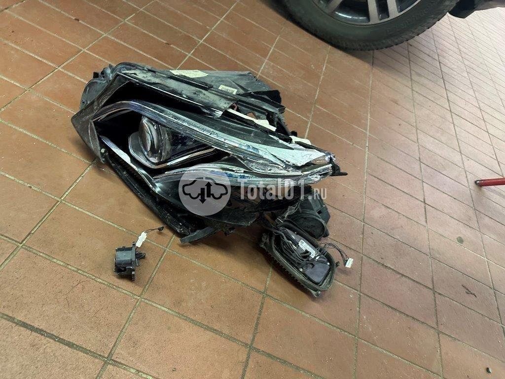 Фото Mercedes-Benz E-класс AMG 304