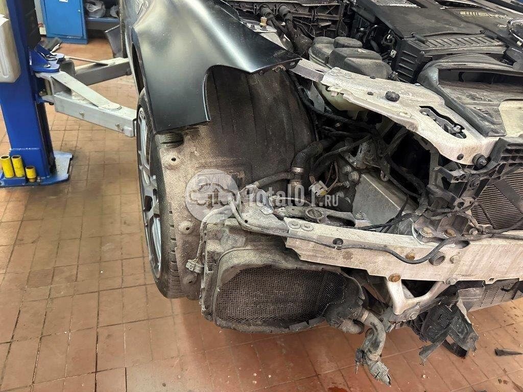 Фото Mercedes-Benz E-класс AMG 340