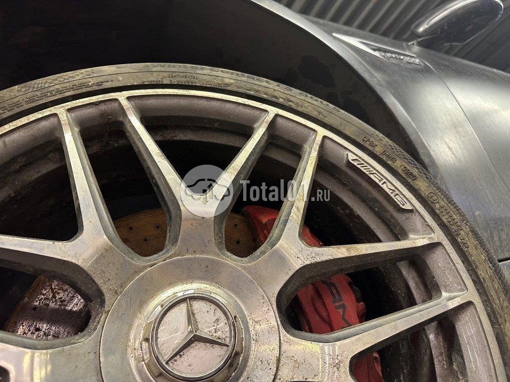Фото Mercedes-Benz E-класс AMG 564