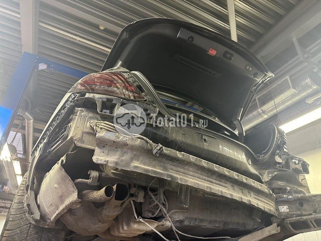 Фото Mercedes-Benz E-класс AMG 750