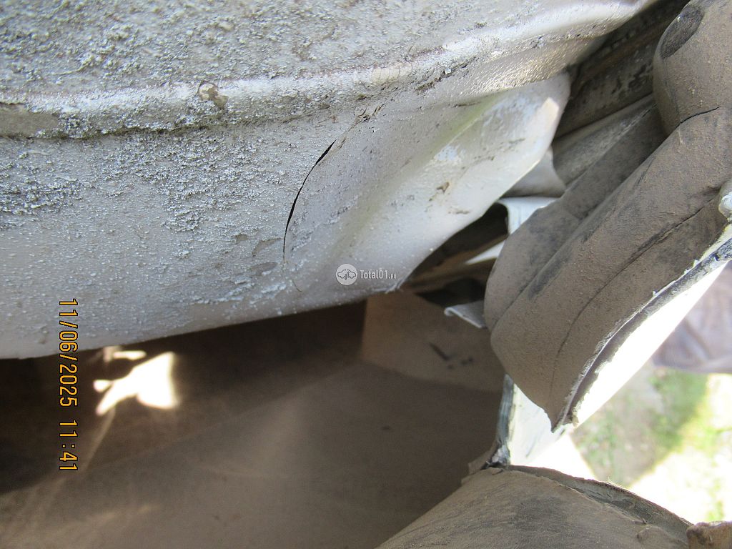 Фото Mitsubishi Airtrek 74