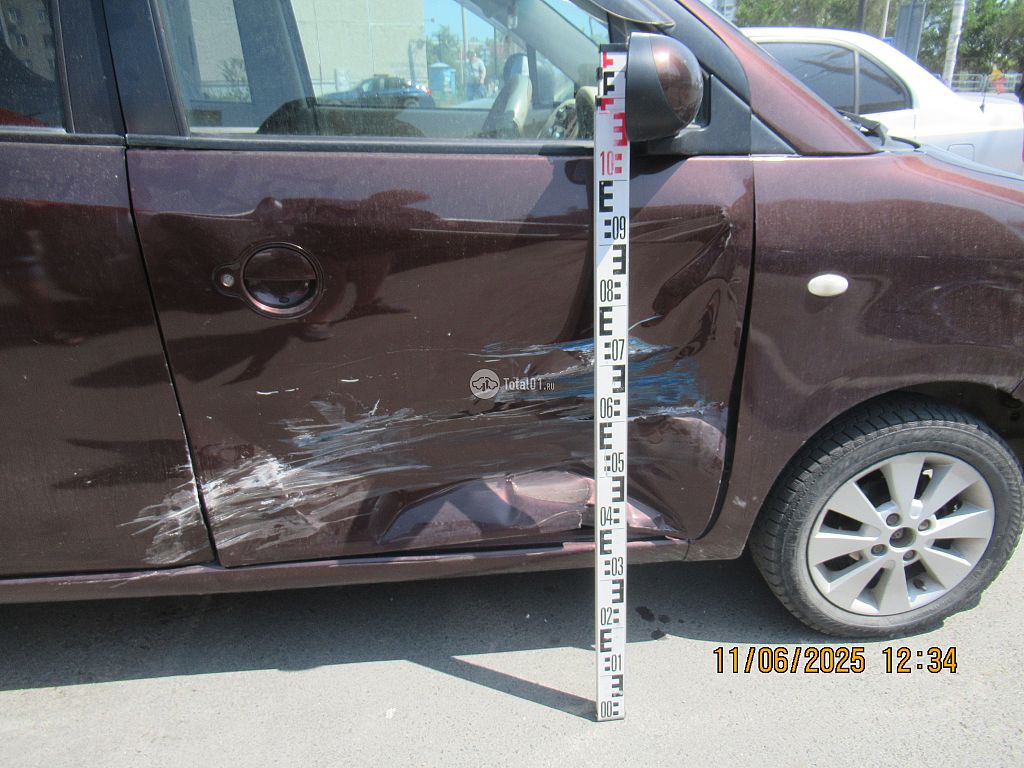 Фото Nissan Moco 10