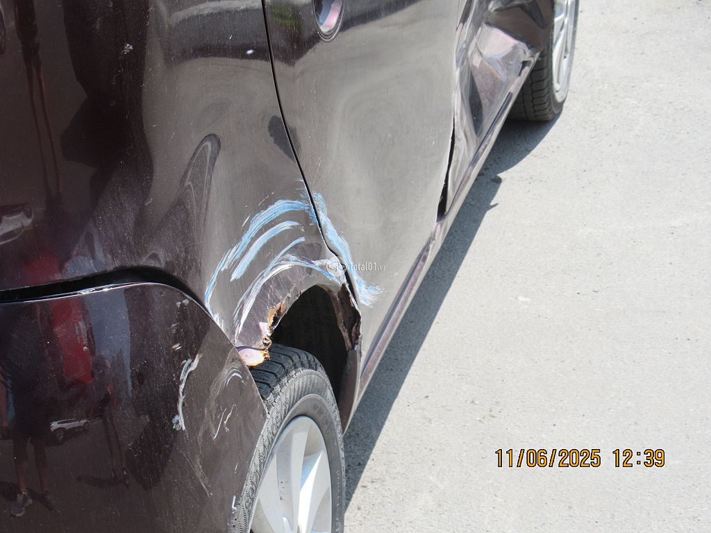 Фото Nissan Moco 126