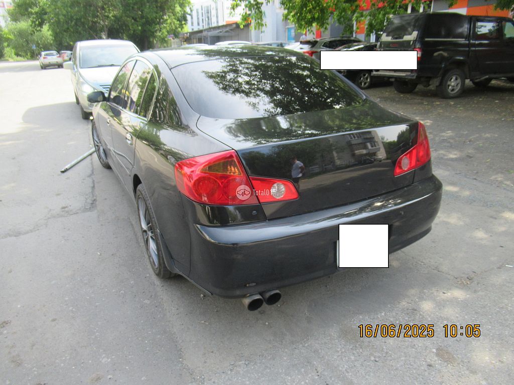 Фото Nissan Skyline 8