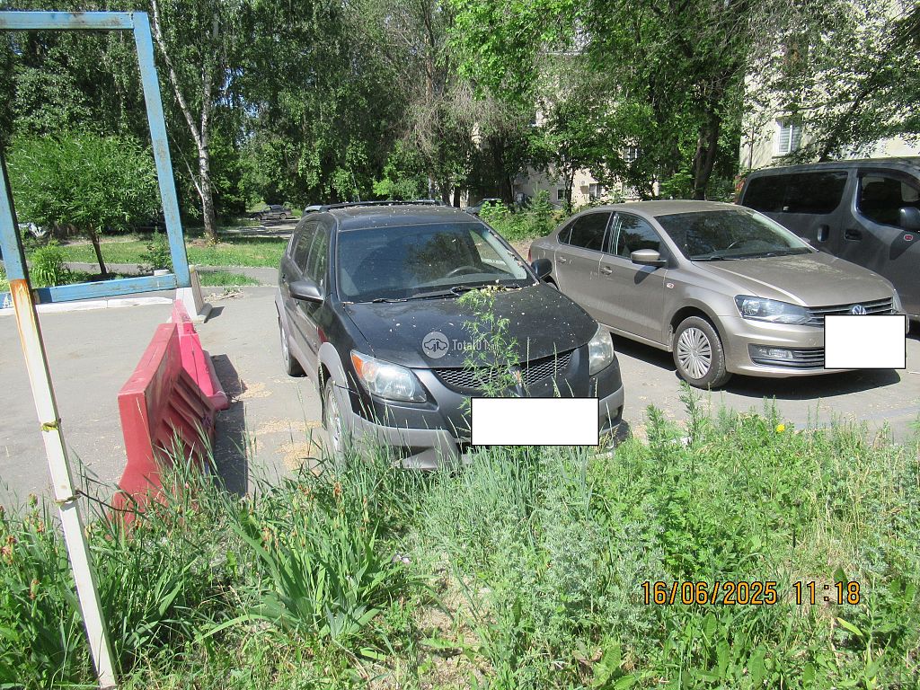 Фото Pontiac Vibe 8