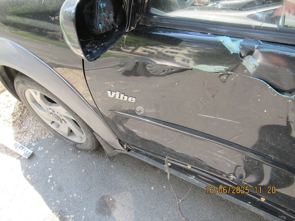 Фото Pontiac Vibe 74