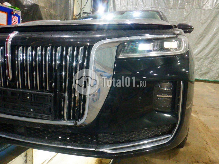 Фото Hongqi H9 92