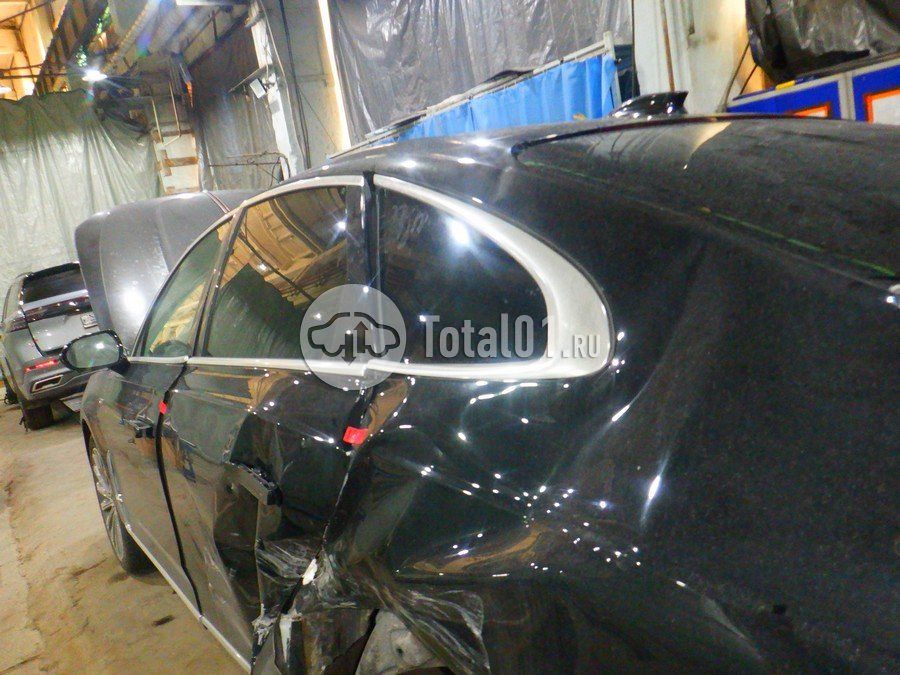 Фото Hongqi H9 152