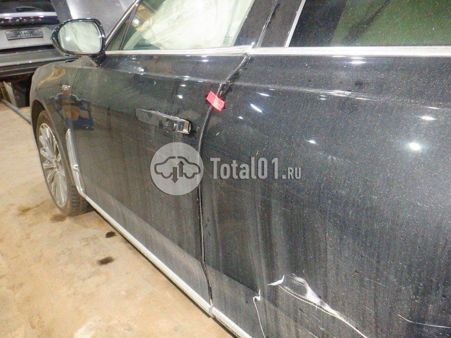 Фото Hongqi H9 158