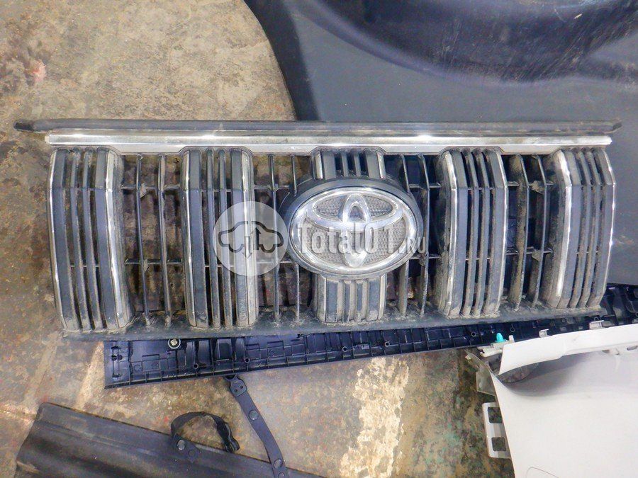 Фото Toyota Land Cruiser Prado 118