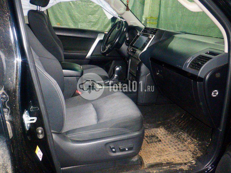 Фото Toyota Land Cruiser Prado 150
