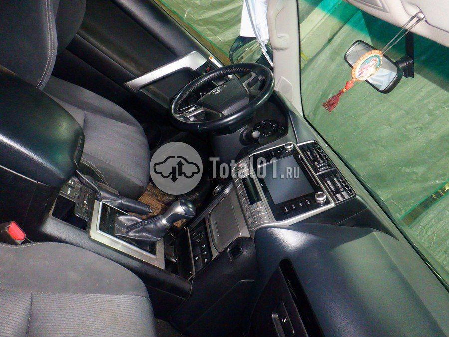 Фото Toyota Land Cruiser Prado 154