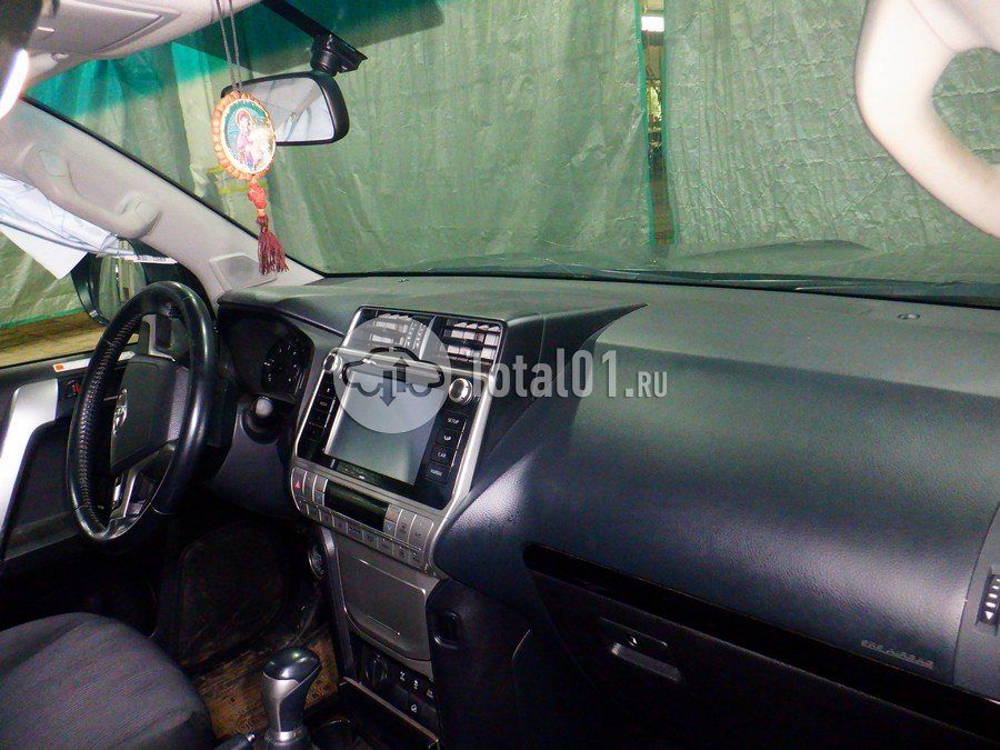 Фото Toyota Land Cruiser Prado 158