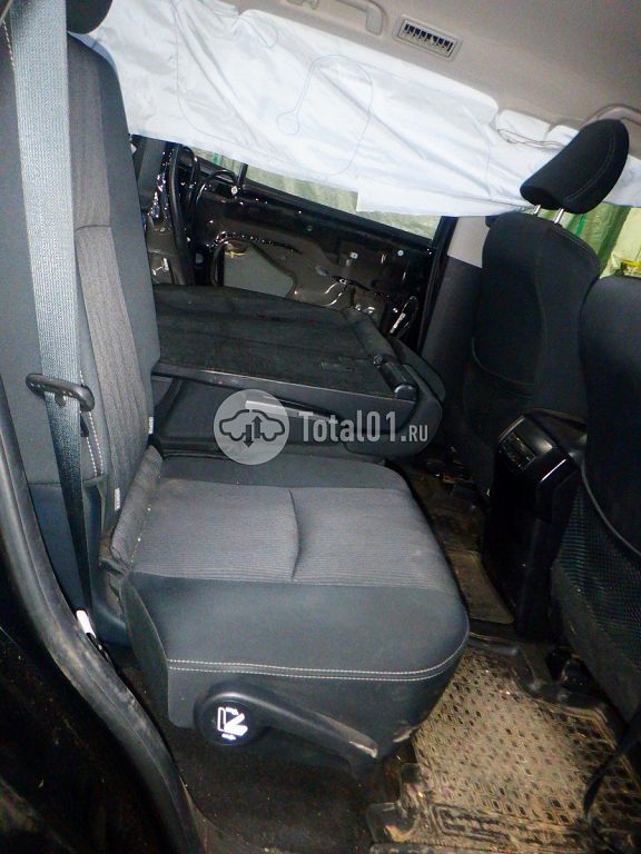 Фото Toyota Land Cruiser Prado 168