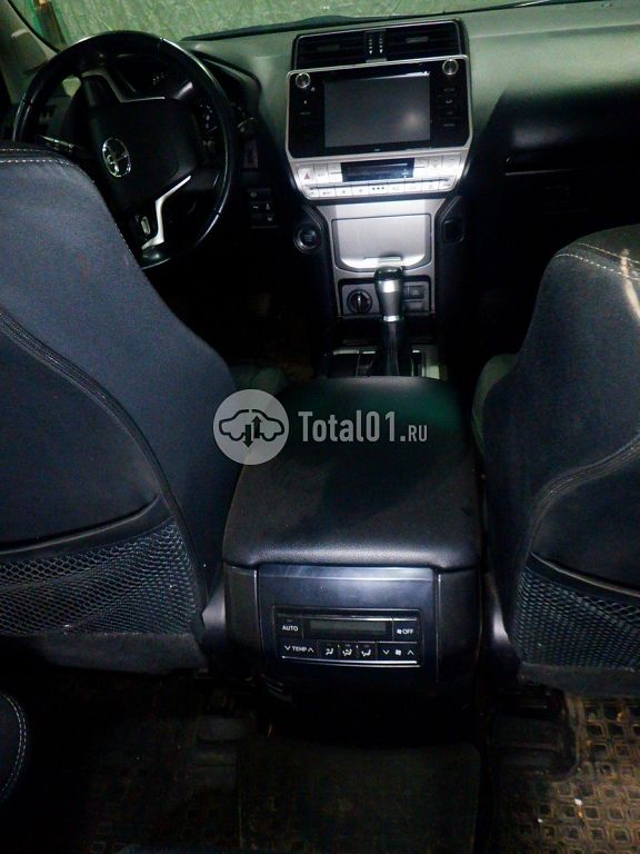 Фото Toyota Land Cruiser Prado 184