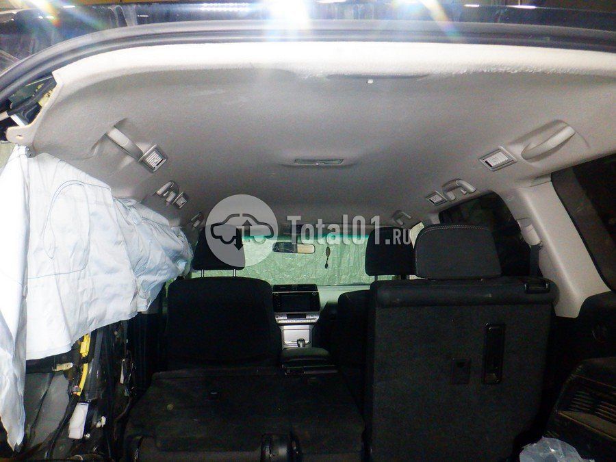 Фото Toyota Land Cruiser Prado 200
