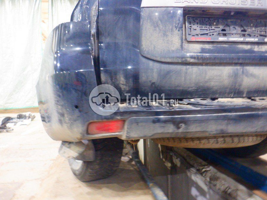 Фото Toyota Land Cruiser Prado 322