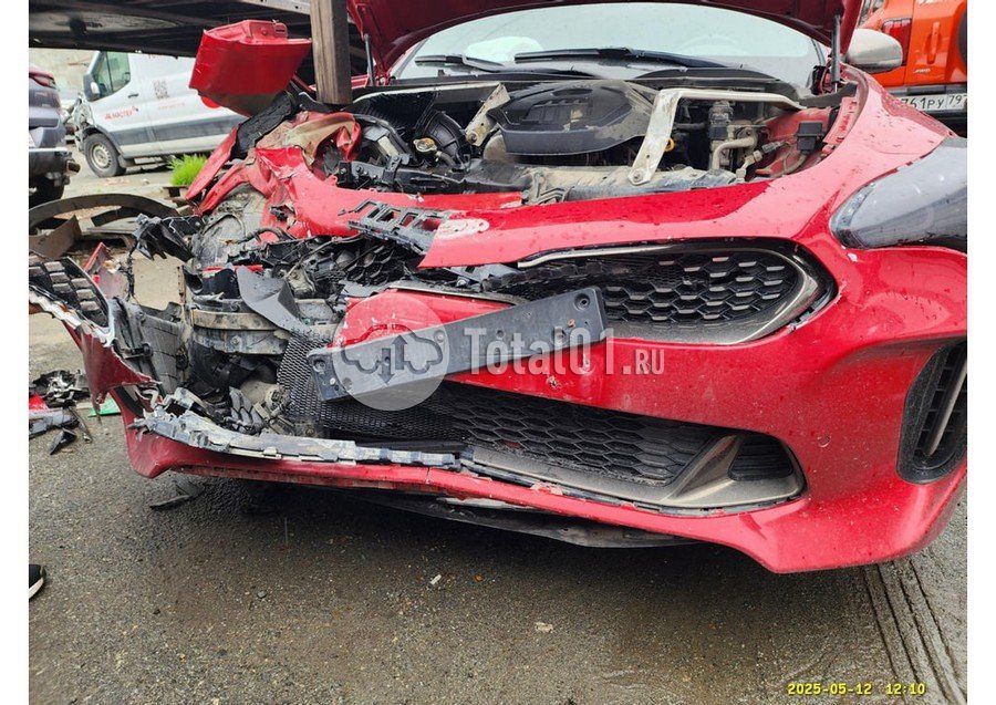 Фото KIA Stinger 52