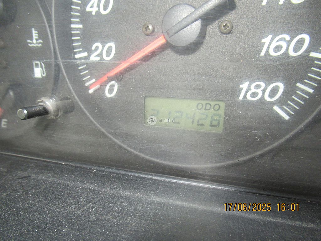 Фото Mazda Premacy 12