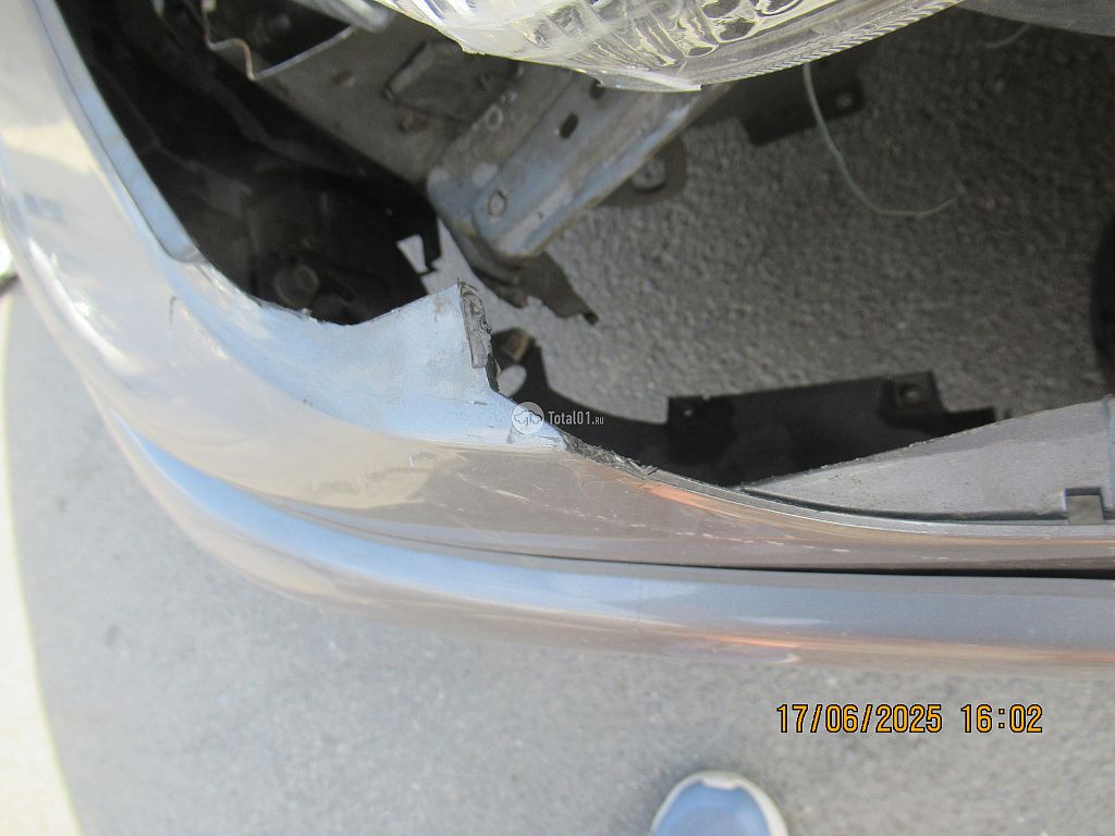 Фото Mazda Premacy 32