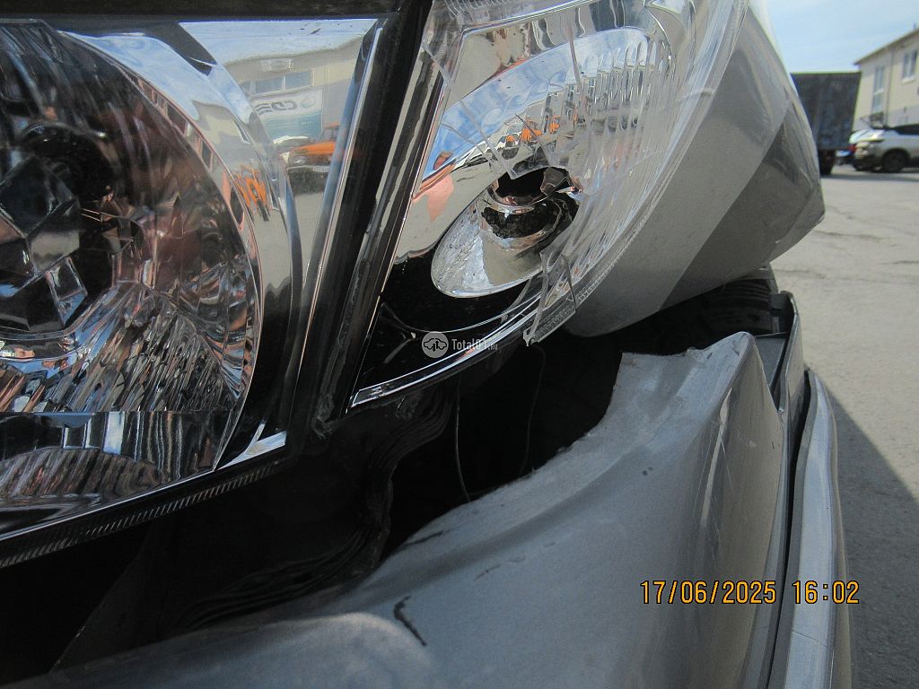 Фото Mazda Premacy 48