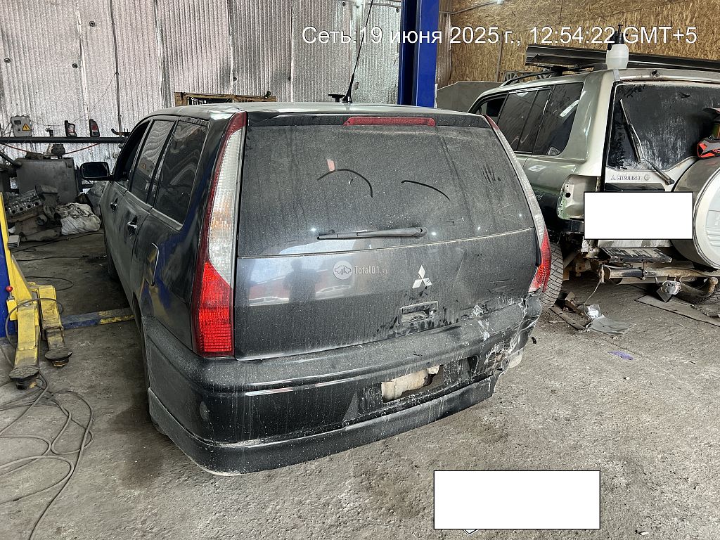 Фото Mitsubishi Lancer Cedia 2