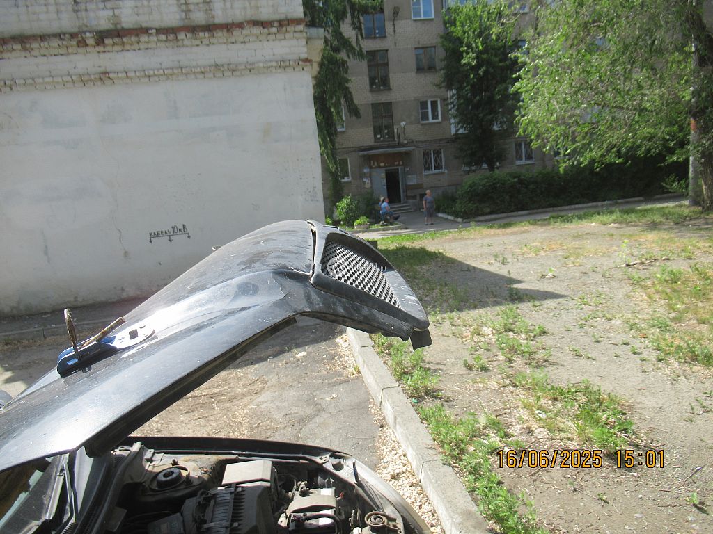 Фото Mitsubishi Lancer Cedia 28