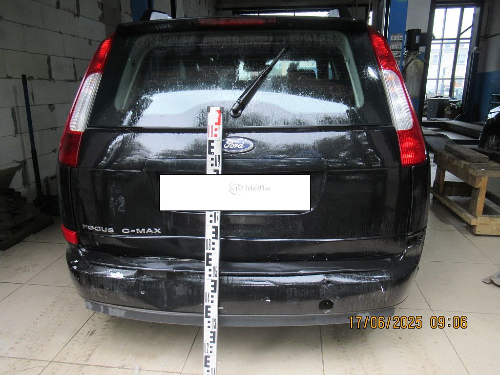 Фото Ford C-MAX 10