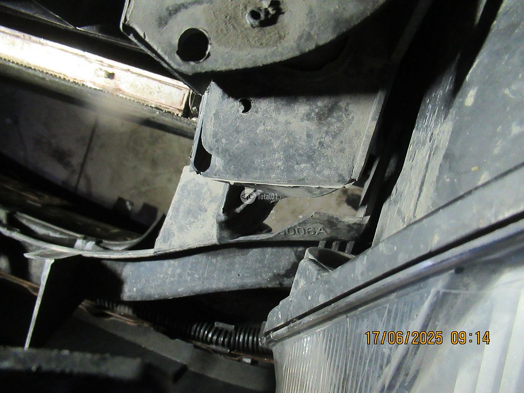 Фото Ford C-MAX 150