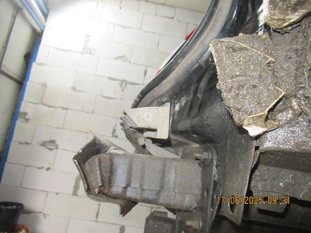 Фото Ford C-MAX 238