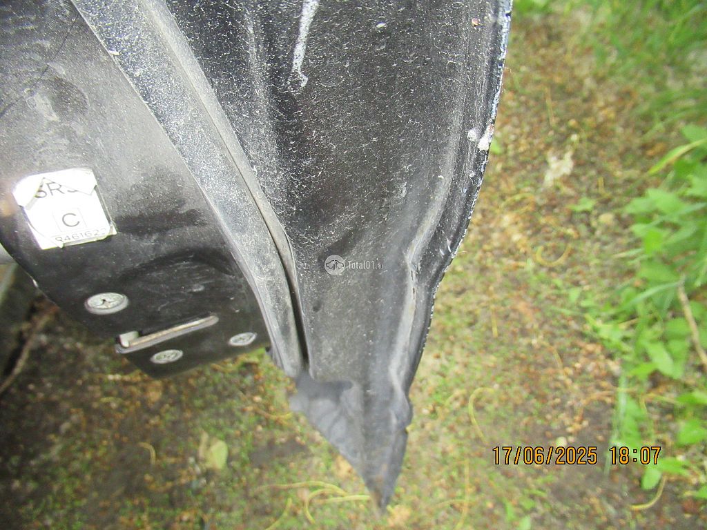 Фото Mitsubishi Lancer Cedia 38