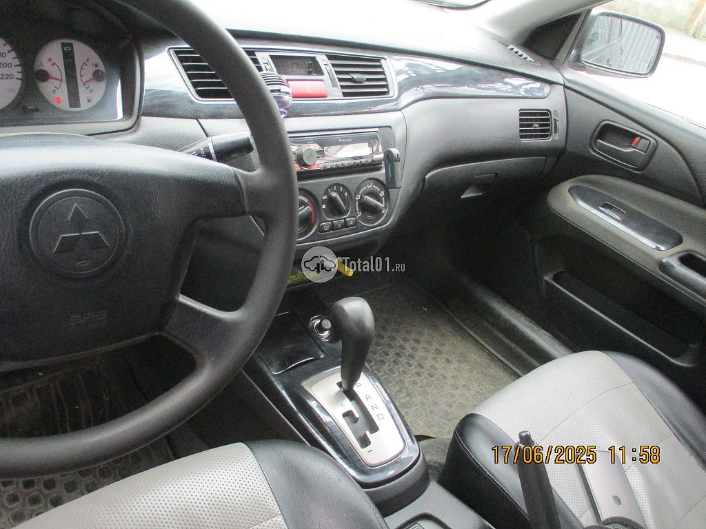 Фото Mitsubishi Lancer 20