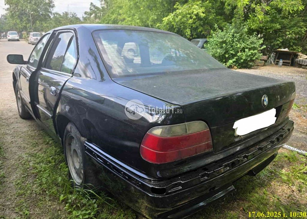 Фото BMW 7 серия 8
